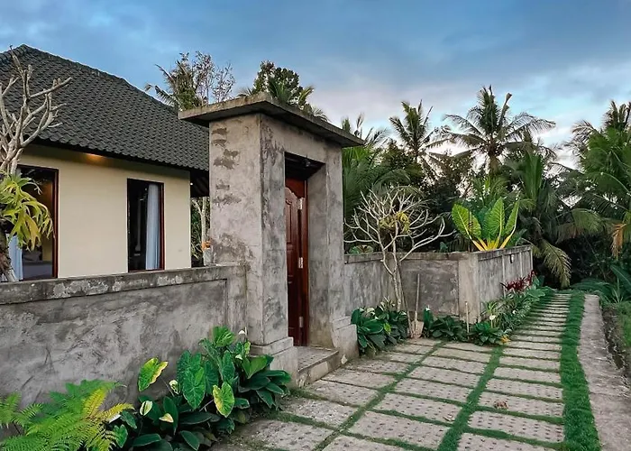 Villa Surya Metu *